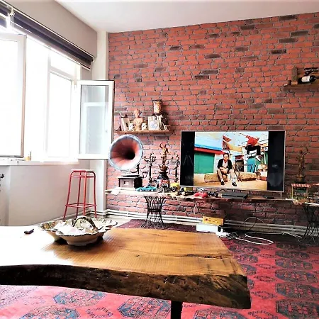 Can's Place Homestay